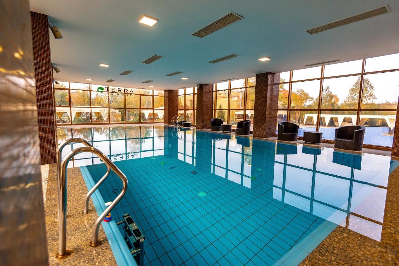 Hotel Terra Balneo Galaţi エクステリア 写真