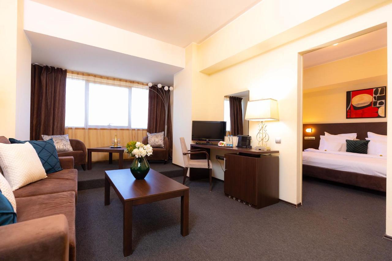 Hotel Terra Balneo Galaţi エクステリア 写真