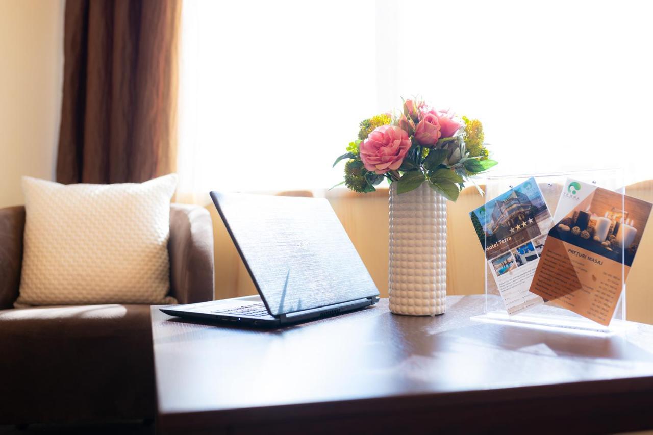 Hotel Terra Balneo Galaţi エクステリア 写真