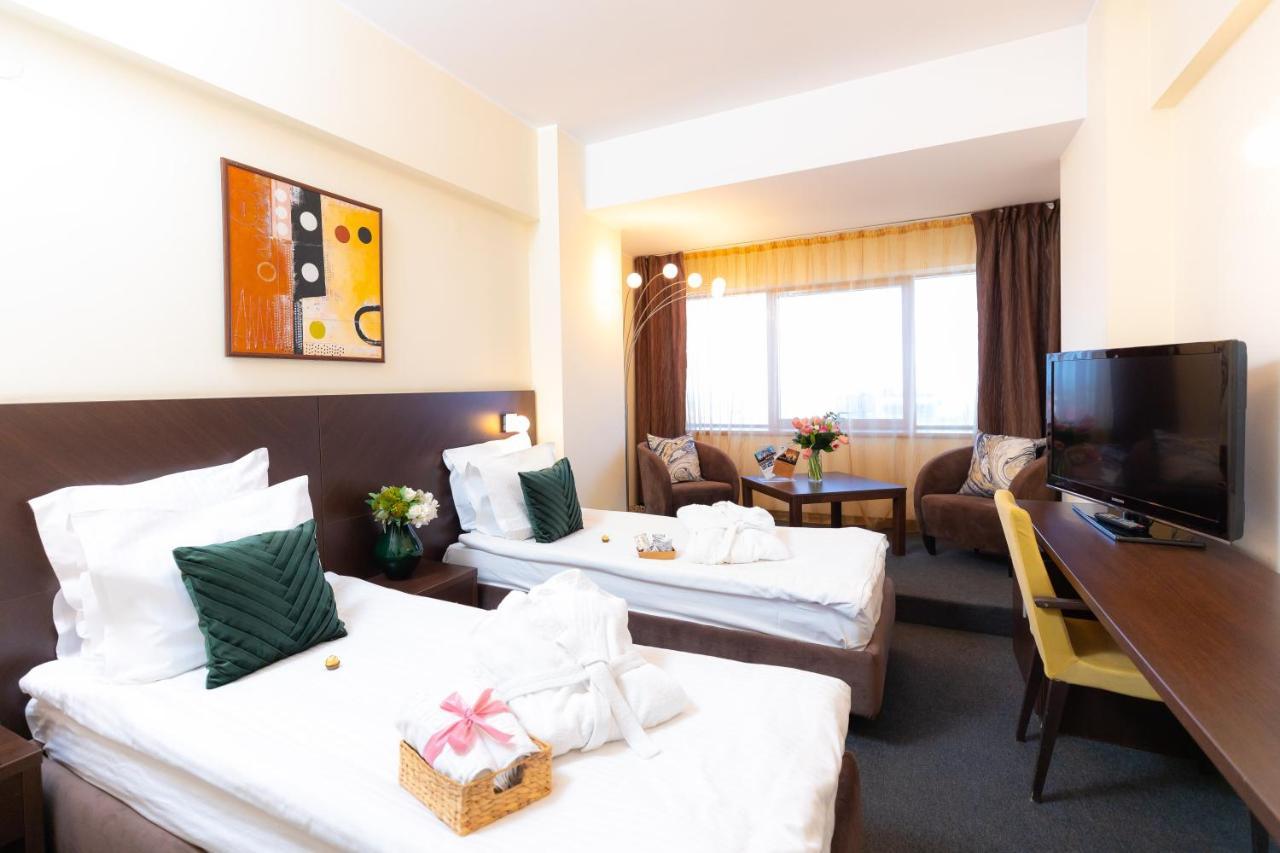 Hotel Terra Balneo Galaţi エクステリア 写真